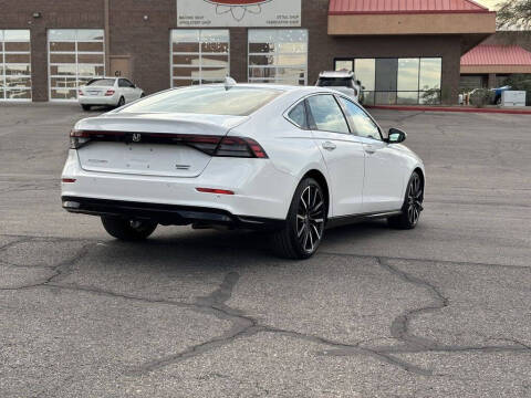 2025 Honda Accord Hybrid Touring