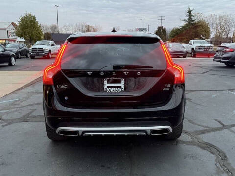 2017 Volvo V60 Cross Country T5 Premier