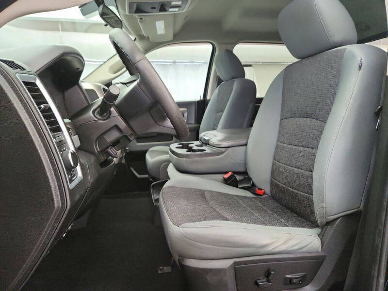 2019 RAM 1500 Classic SLT