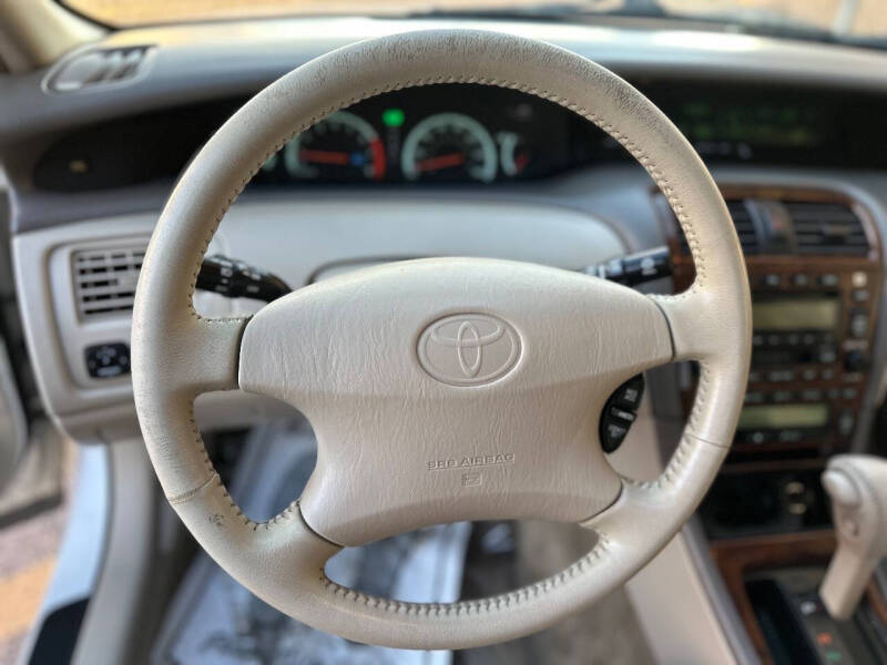 2001 Toyota Avalon XLS