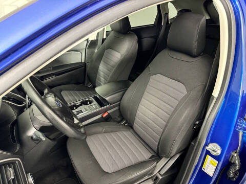 2023 Ford Edge SE
