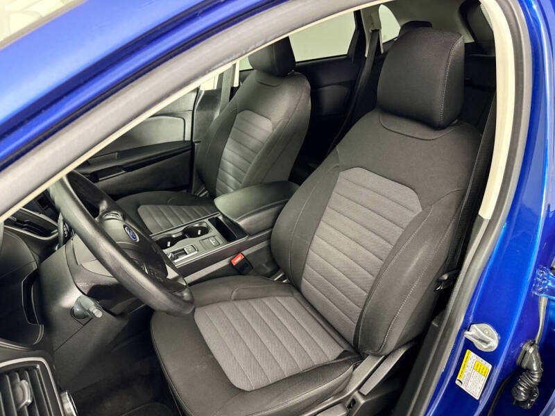 2023 Ford Edge SE