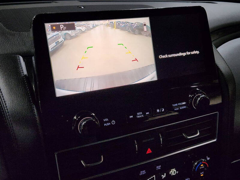 2022 Nissan Armada SV