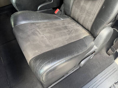 2014 Chrysler Town and Country Touring-L