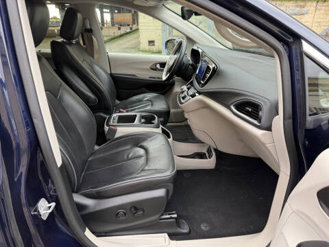 2017 Chrysler Pacifica Limited