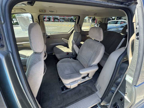 2003 Ford Windstar SE