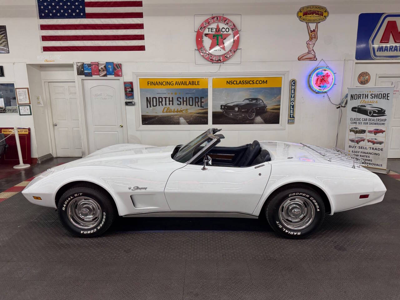 1975 Chevrolet Corvette 8