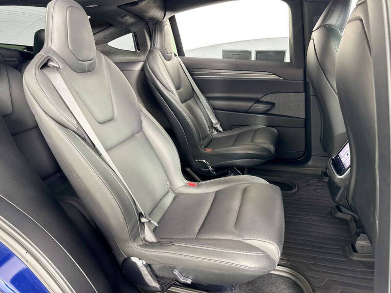 2022 Tesla Model X Plaid