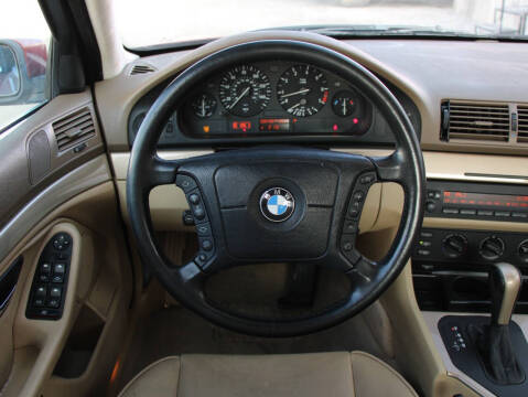 2001 BMW 5 Series 525i