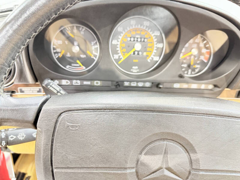 1988 Mercedes-Benz 560-Class 560 SL