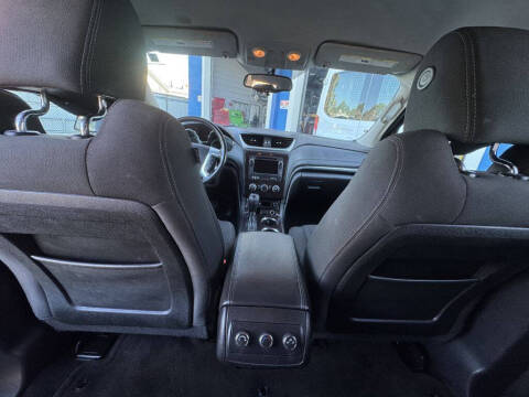 2017 Chevrolet Traverse LT