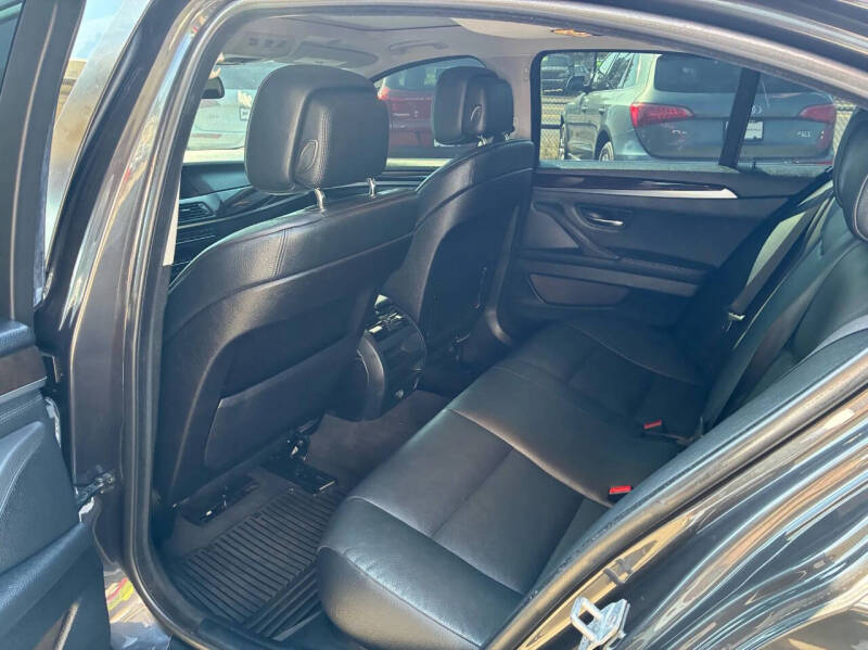 2013 BMW 5 Series 528i