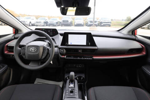 2025 Toyota Prius Plug-in Hybrid SE