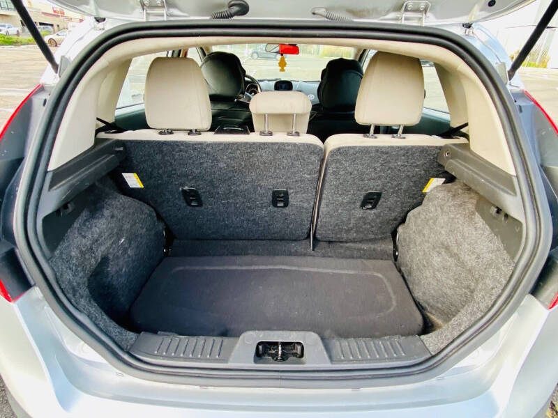 2014 Ford Fiesta SE