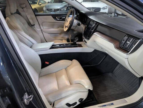 2019 Volvo V60 T6 Inscription