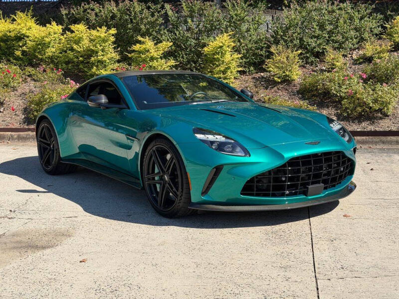 2025 Aston Martin Vantage