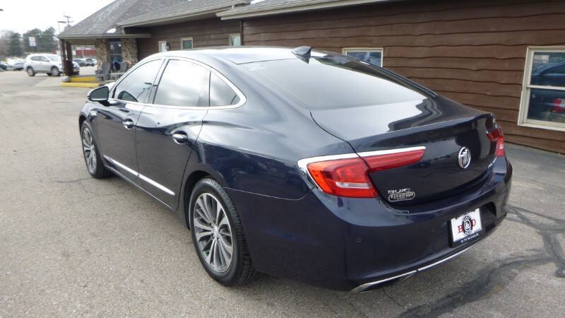 2017 Buick LaCrosse Essence