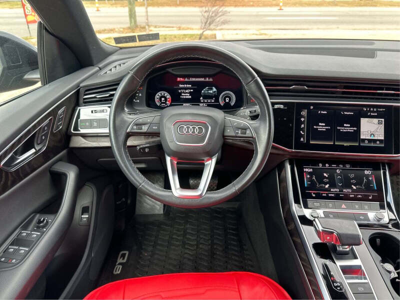 2021 Audi Q8 quattro Premium 55 TFSI