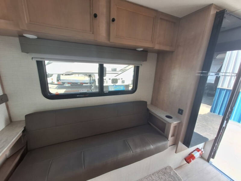 2024 Palomino Backpack Hard Side HS-8801