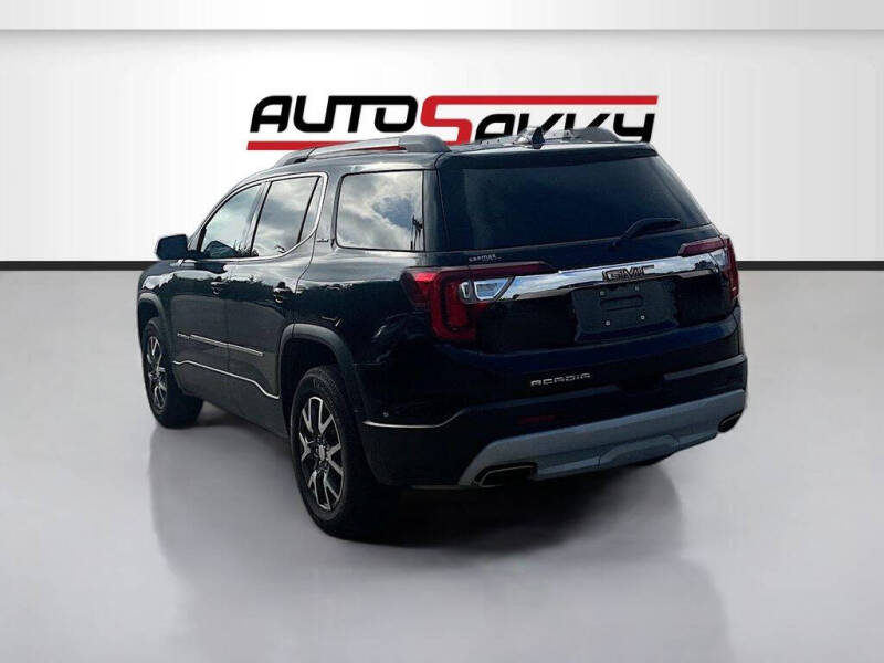 2022 GMC Acadia SLE
