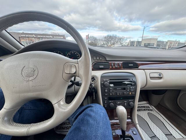 1998 Cadillac Seville SLS photo 15