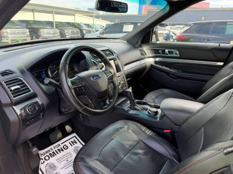 2016 Ford Explorer Sport