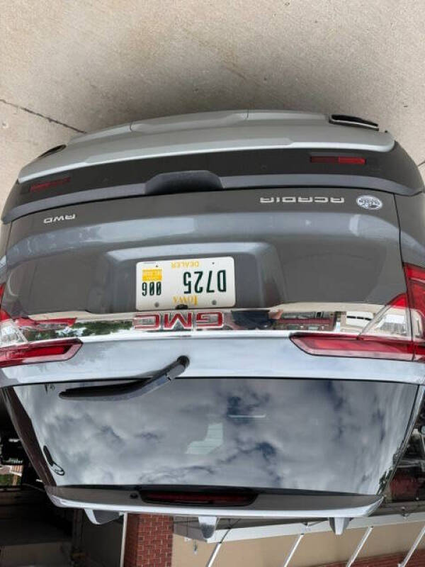 2022 GMC Acadia SLE