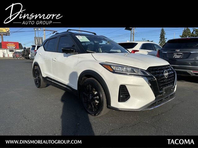 2023 Nissan Kicks SR