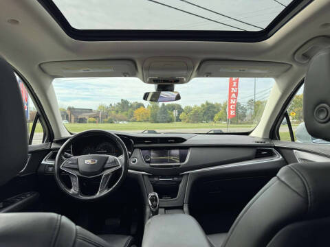 2018 Cadillac XT5 Luxury