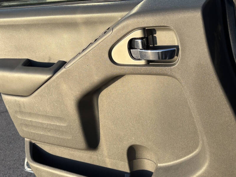 2021 Nissan Frontier SV