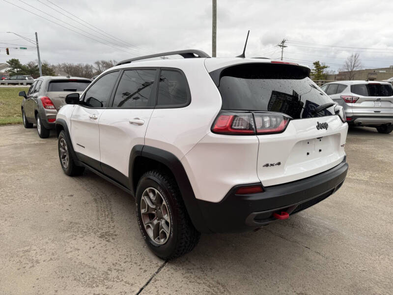 2020 Jeep Cherokee Trailhawk