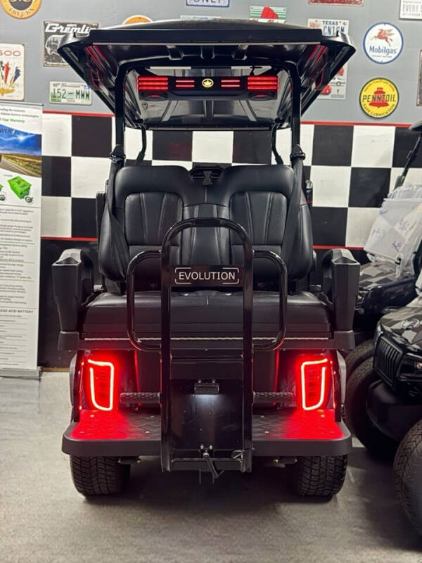 2025 Evolution Ranger 2+2