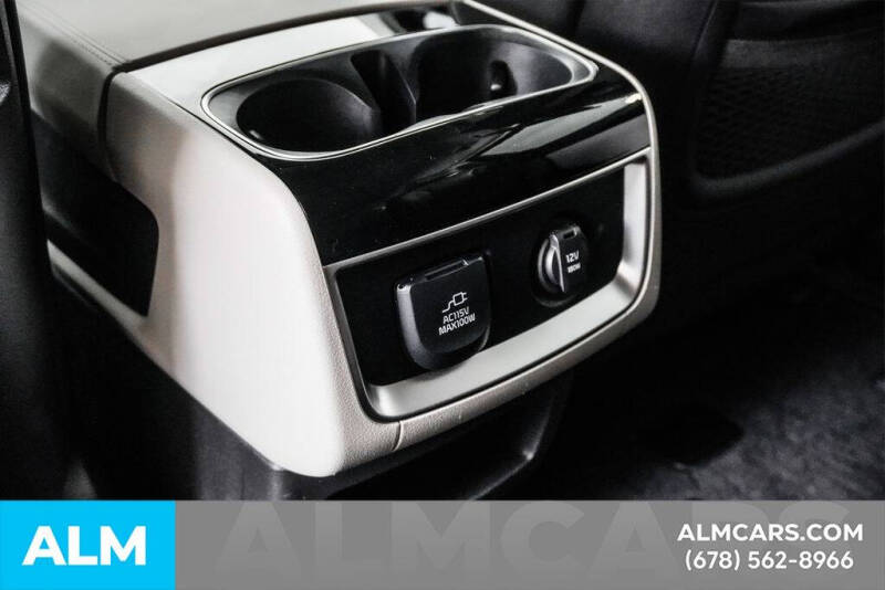 2024 Kia Carnival SX