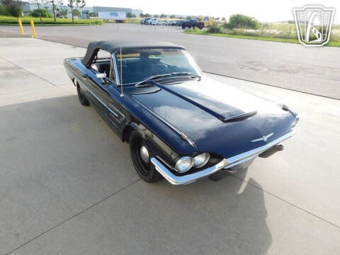 1965 Ford Thunderbird