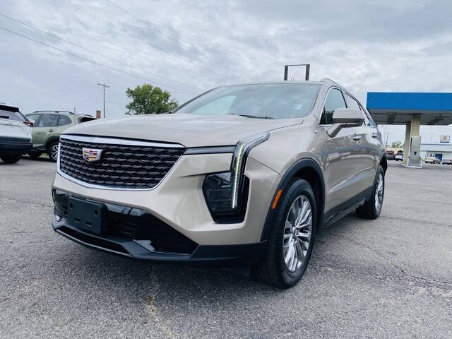 2025 Cadillac XT4 Premium Luxury