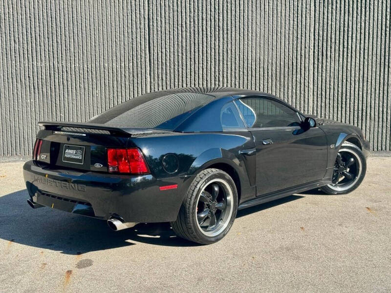 2003 Ford Mustang