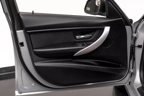 2017 BMW 3 Series 320i