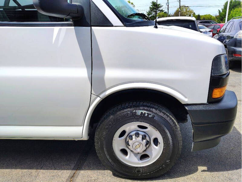 2020 Chevrolet Express 2500