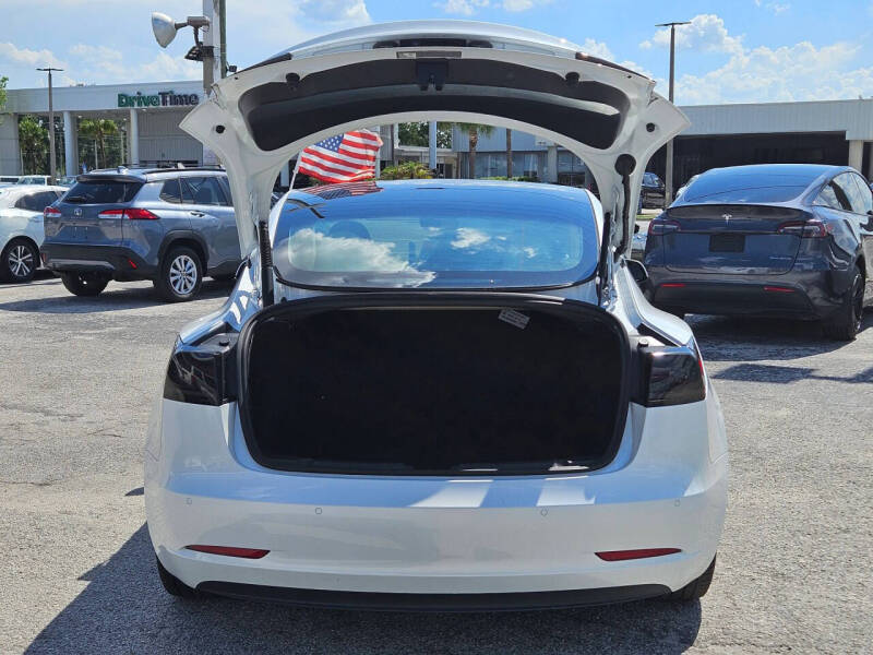 2021 Tesla Model 3 Standard Range Plus