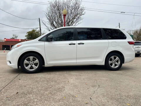 2015 Toyota Sienna L 7-Passenger