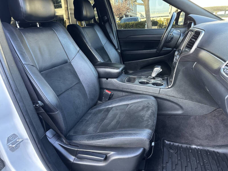 2017 Jeep Grand Cherokee Altitude