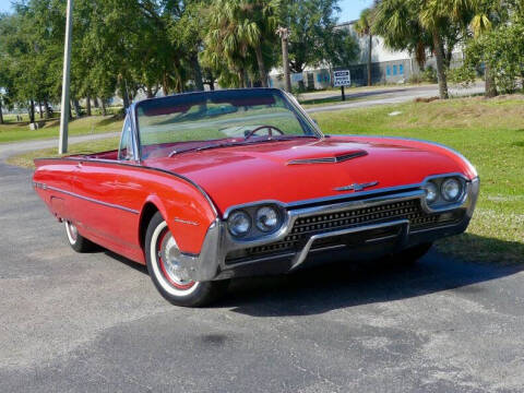 1962 Ford Thunderbird