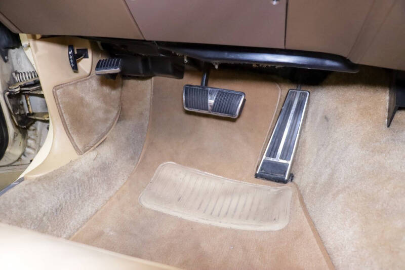 1986 Cadillac Fleetwood Brougham