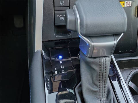 2024 Toyota Sequoia Platinum