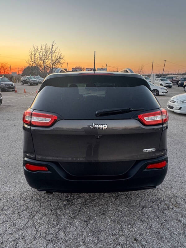2018 Jeep Cherokee Latitude Plus
