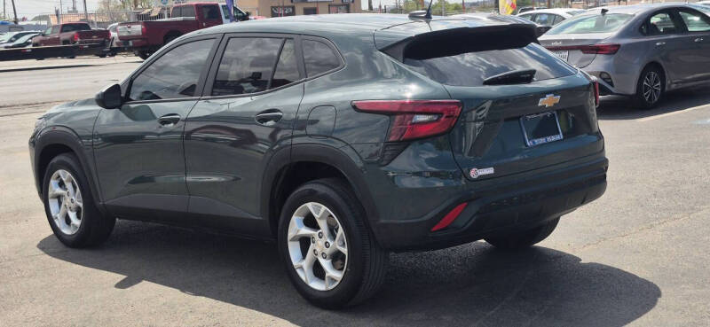 2025 Chevrolet Trax LS