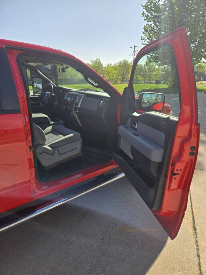 2013 Ford F-150 for sale at Bigfoot Auto in Hiawatha, IA