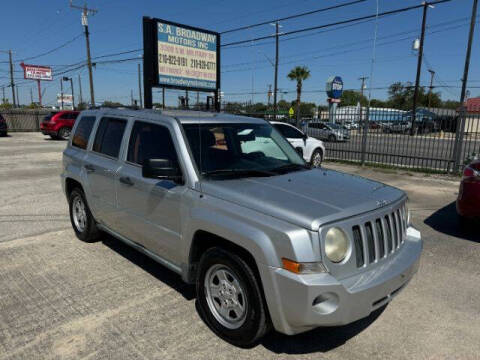 2010 Jeep Patriot for sale at S.A. BROADWAY MOTORS INC in San Antonio TX