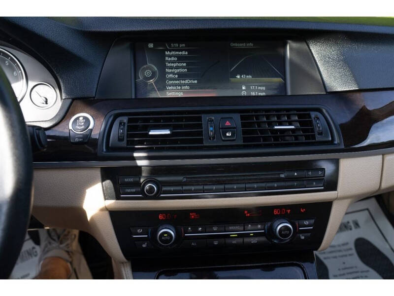 2013 BMW 5 Series 528i
