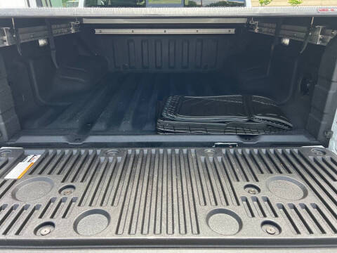 2022 Nissan Frontier SV